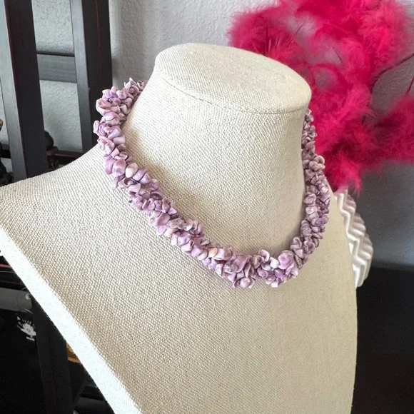Chunky Purple Shell Choker Necklace - Picture 6 of 9